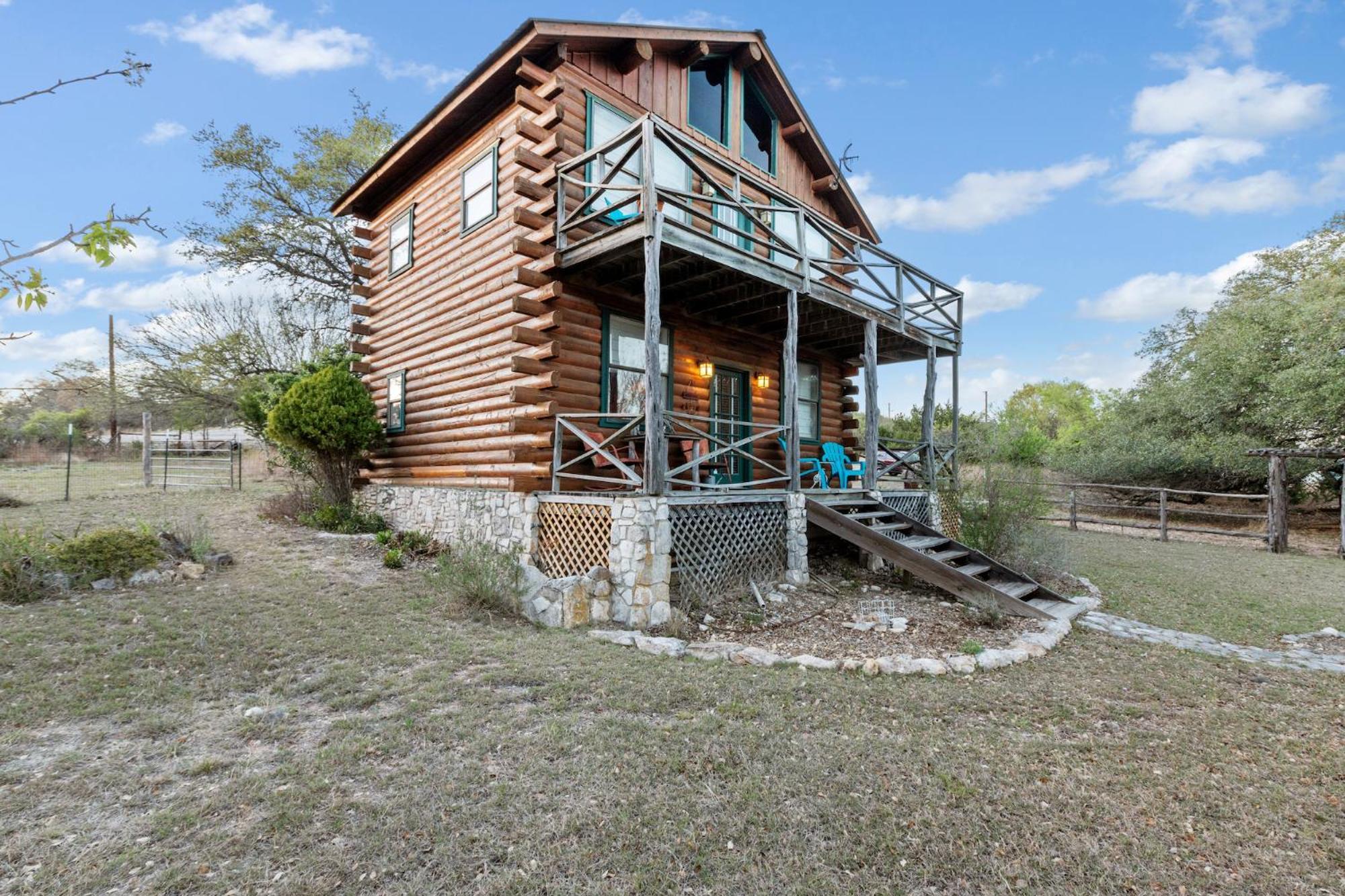 Mighty Oak Log Cabin Fredericksburg Exterior foto